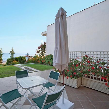 Apartamento Christina'S Sea House Nikiti  Exterior foto