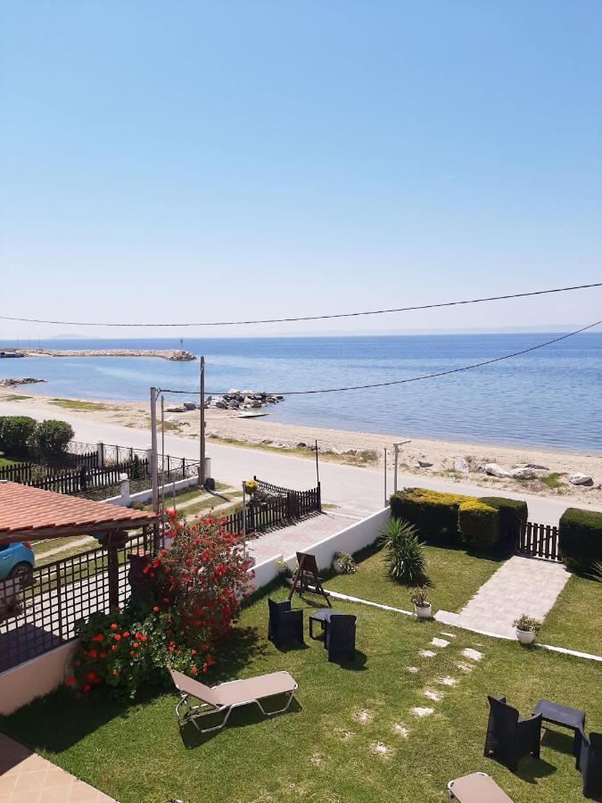 Apartamento Christina'S Sea House Nikiti  Exterior foto