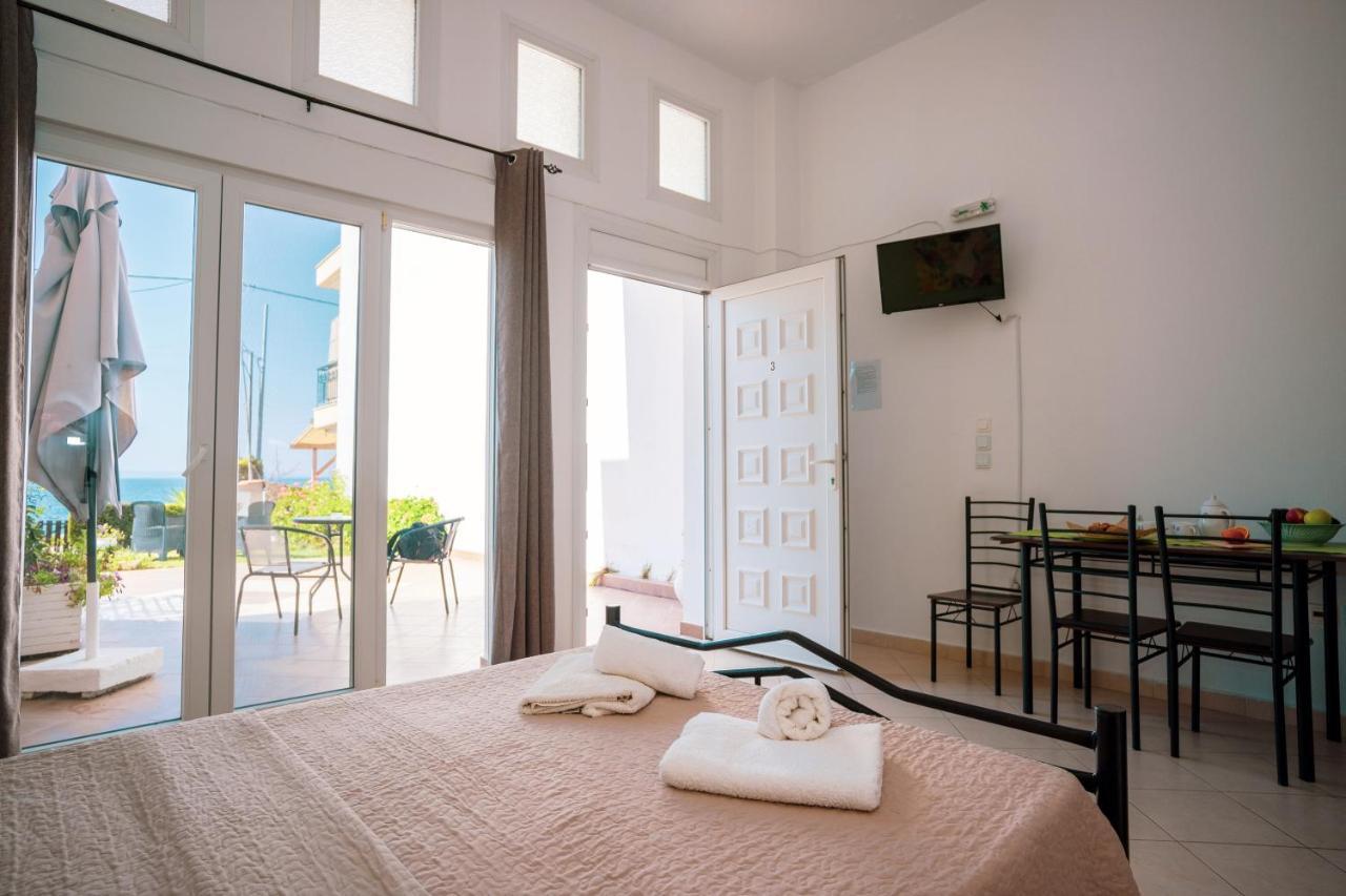 Apartamento Christina'S Sea House Nikiti  Exterior foto