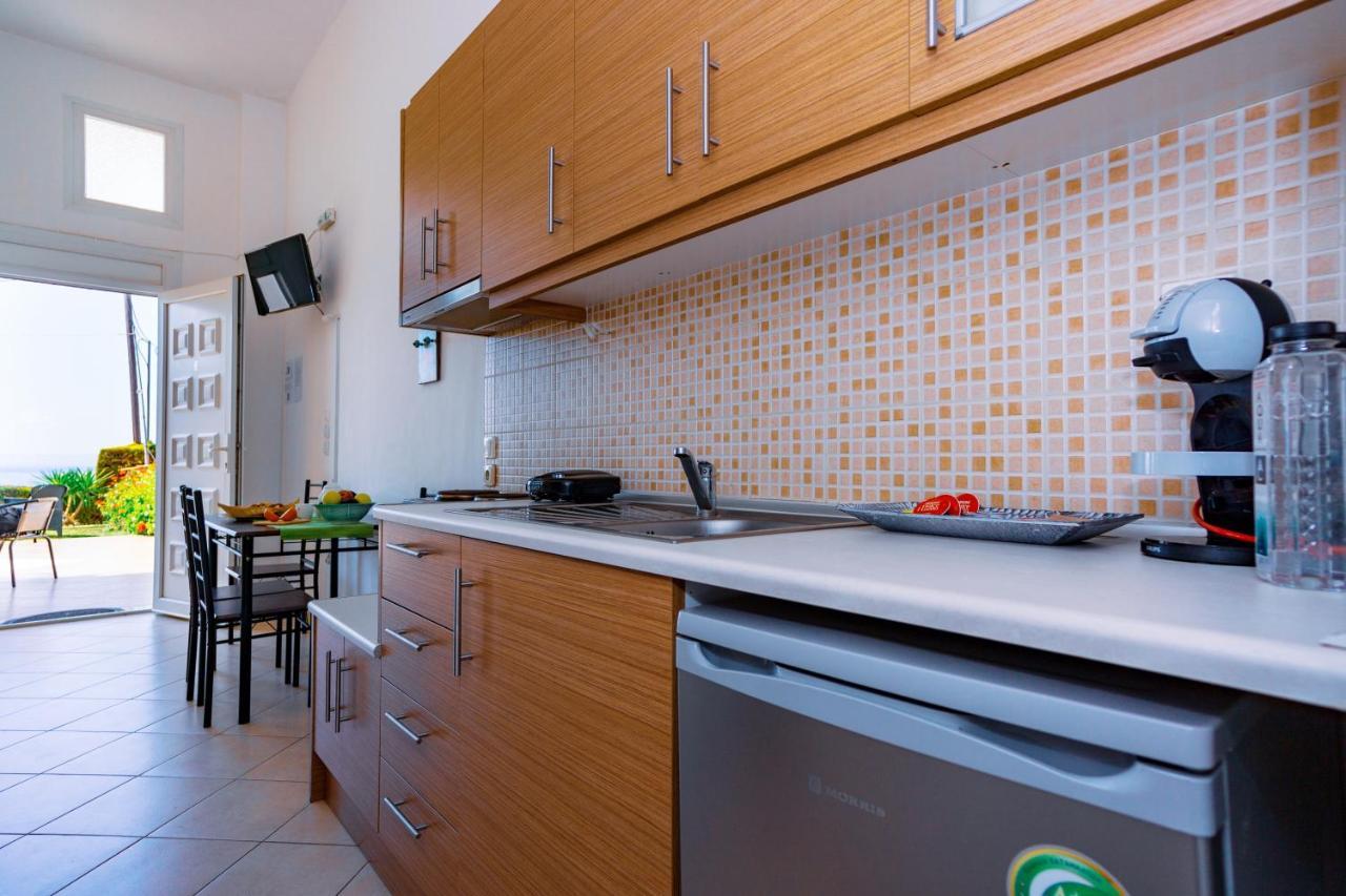Apartamento Christina'S Sea House Nikiti  Exterior foto